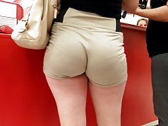 My goodness these whooty voyeur shorts